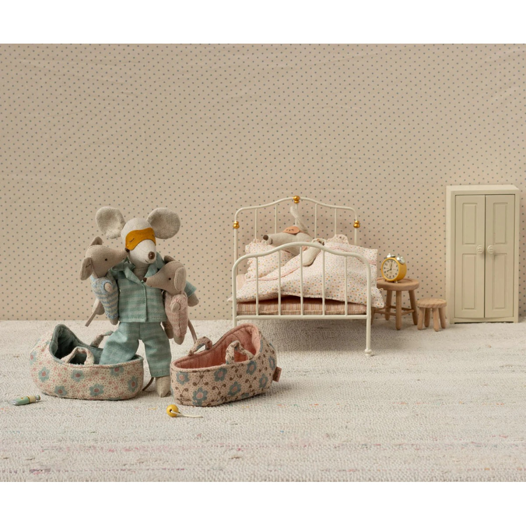 Myszka Dzidziuś w Różowym Nosidełku - Niemowlę w Gondoli - Baby Mouse - Maileg