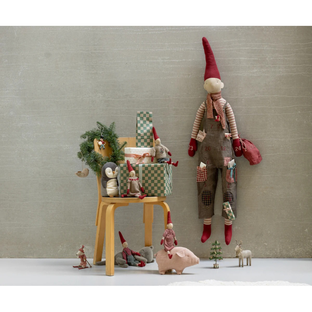 Krasnoludek Pixy w Sukience w Serduszka - Dziewczynka - 31 cm - Rozmiar nr 2 - Dekoracja Bożonarodzeniowa - Maileg