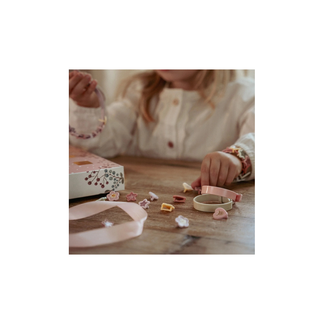 Kalendarz Adwentowy z Charmsami - Stwórz Swoje Bransoletki - Biżuteria dla Dzieci - Little Dutch