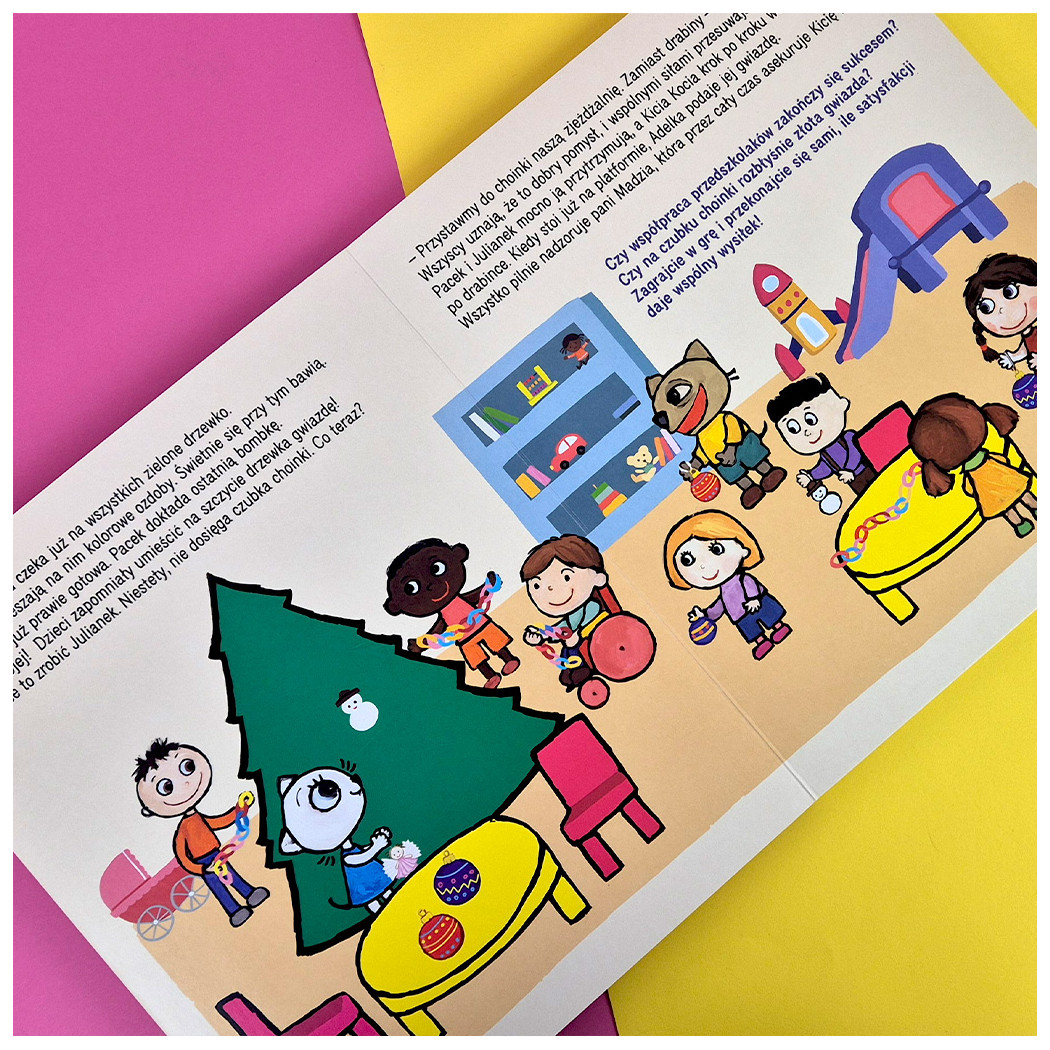 Kicia Kocia. Drużyna Gwiazdki - Książka Interaktywna z Wyjmowanymi Elementami - Anita Głowińska - Media Rodzina