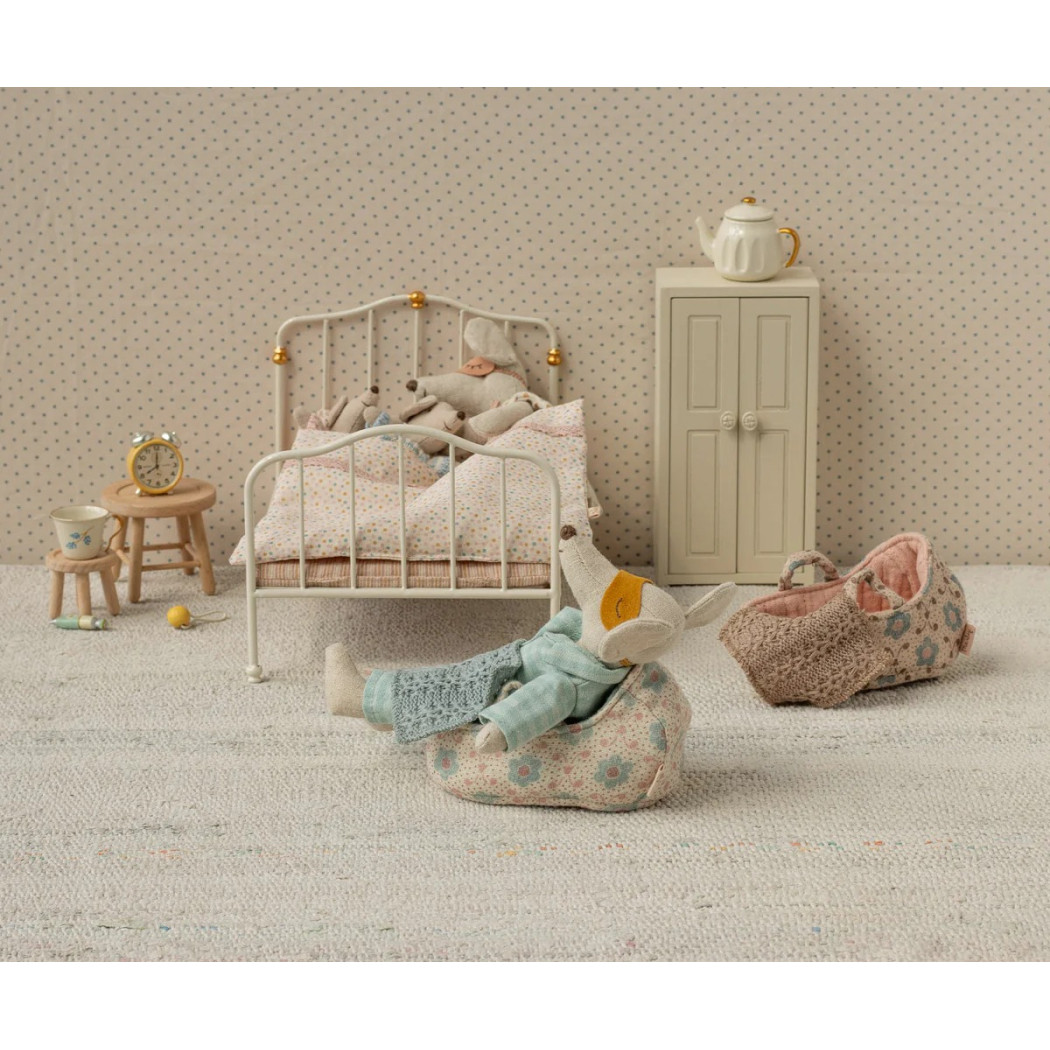 Różowe Nosidełko dla Myszek - Gondolka - Baby Mouse - Maileg