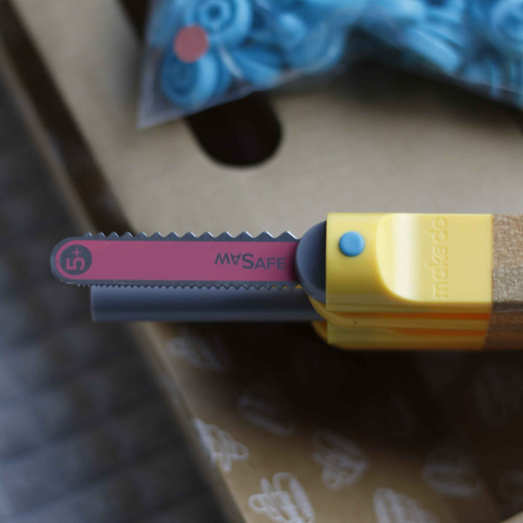 Pakiet Świąteczny Makedo 149 elementów - Zestaw Narzędzi do Konstruowania wraz z Zawiasami i Saszetką - Makedo