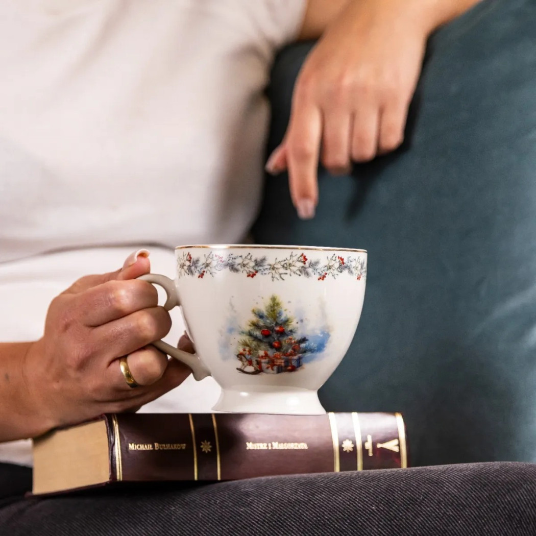 Magia Świąt - Duża Filiżanka - Świąteczny Kubek Porcelanowy 400 ml - do Kawy i Herbaty - Altom Design