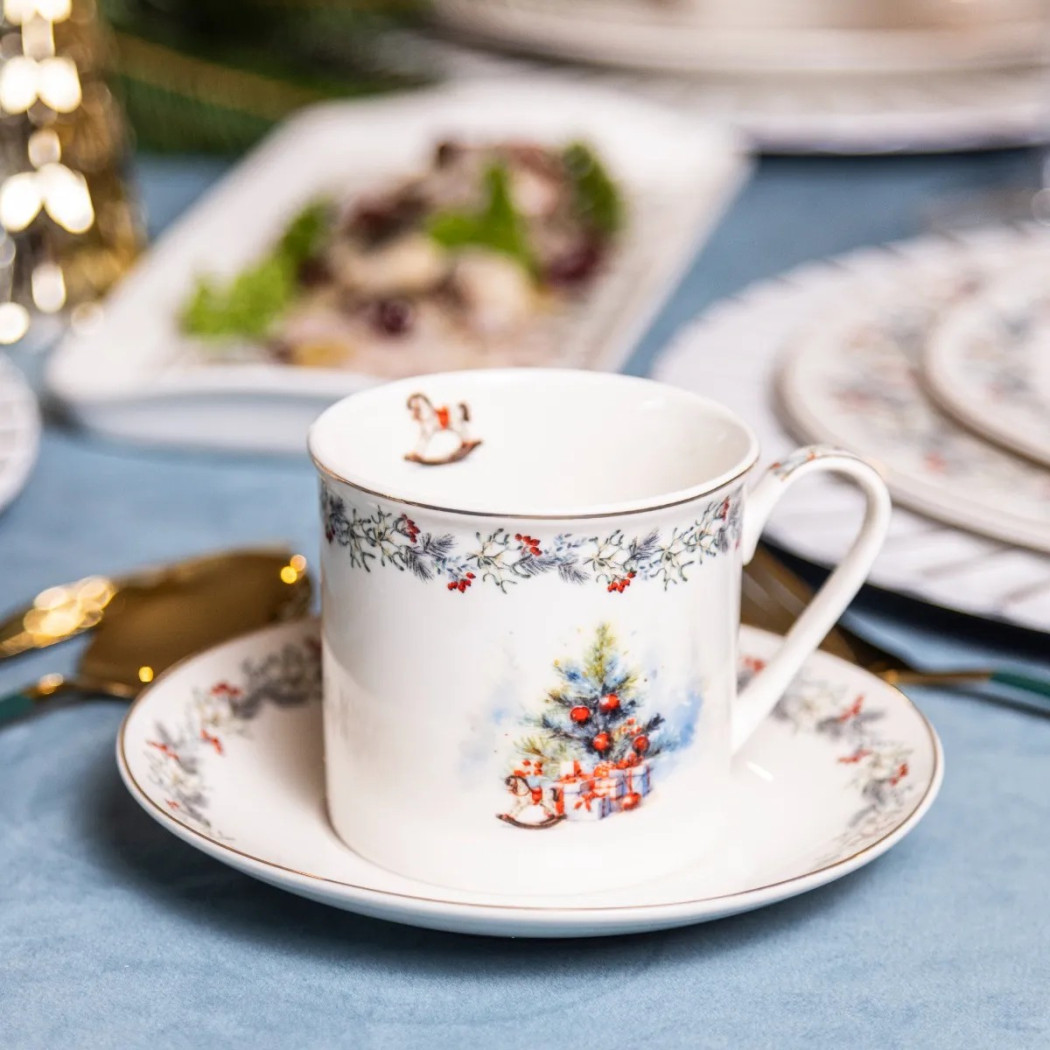 Magia Świąt - Filiżanka Świąteczna Porcelanowa 220 ml ze Spodkiem - Altom Design
