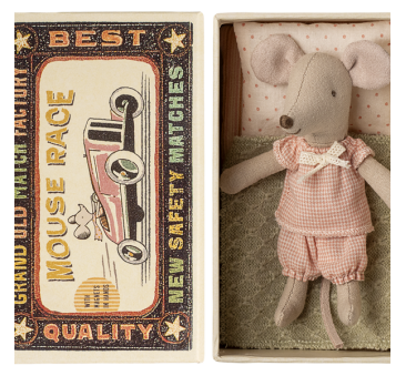 Myszka Młodsza Siostra w...