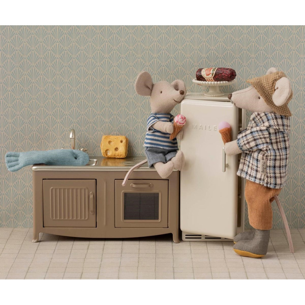 Zestaw Wędkarski dla Myszek - Wiaderko, Podbierak z Siatką i Rybka - Akcesoria Dla Myszek - Maileg