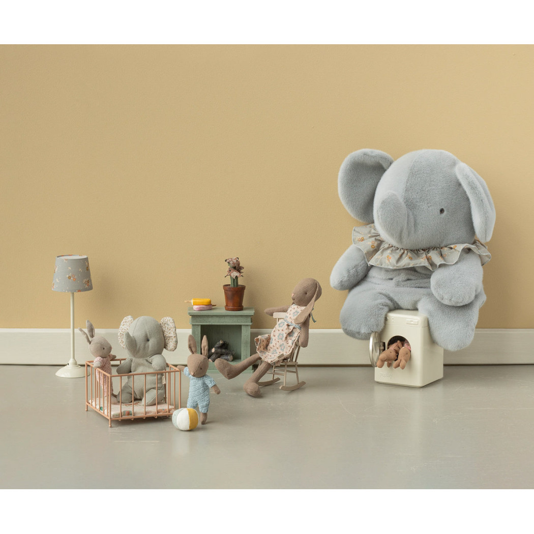 Łóżeczko Niemowlęce Pudrowy Róż - Kojec z Materacykiem dla Myszek - rozmiar Micro (Większy) - do Domku - Maileg