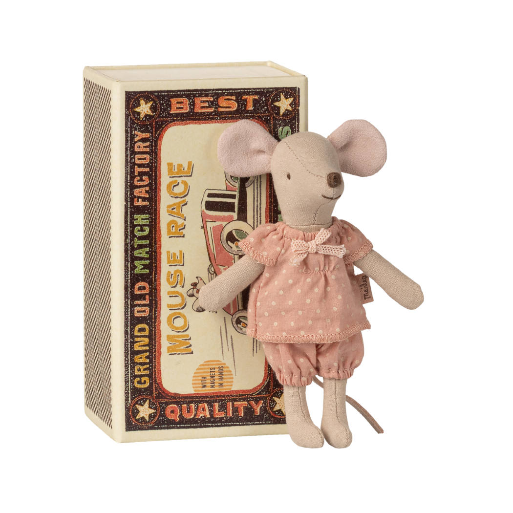 Myszka w Piżamce i Pudełku od Zapałek z Posłaniem - Starsza Siostra - Magnetyczne Łapki - Maileg