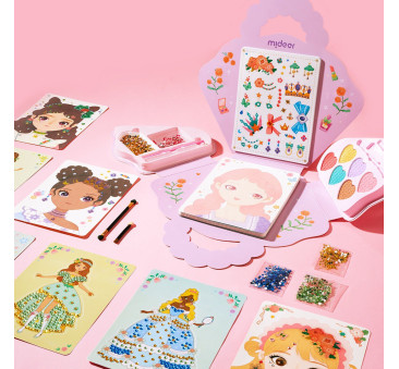 Pokaz Mody Księżniczek - Zestaw Kreatywny 3w1 - Wydrapywanki Naklejki Makijaż - Mideer