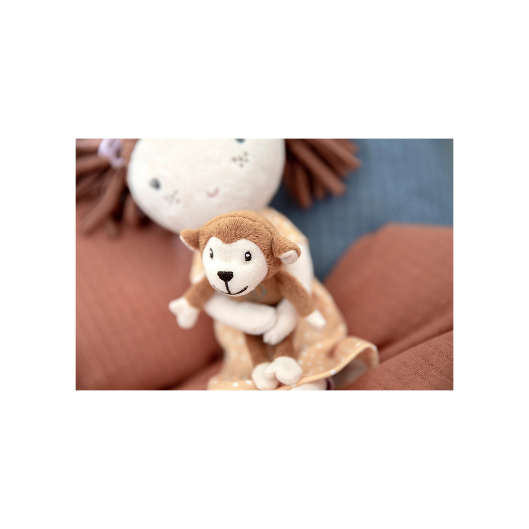 Sophie z Małpką - Miękka Pluszowa Lalka Przytulanka 35 cm - Magnetyczne Dłonie - Little Dutch