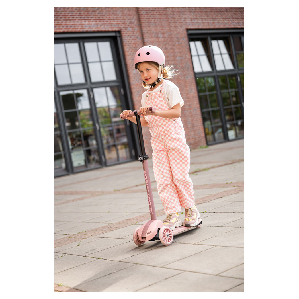 Rose 3S LED - Highwaykick3 - Regulowana Hulajnoga 3-7 lat - Świecące Skrętne Kółka - Scootandride