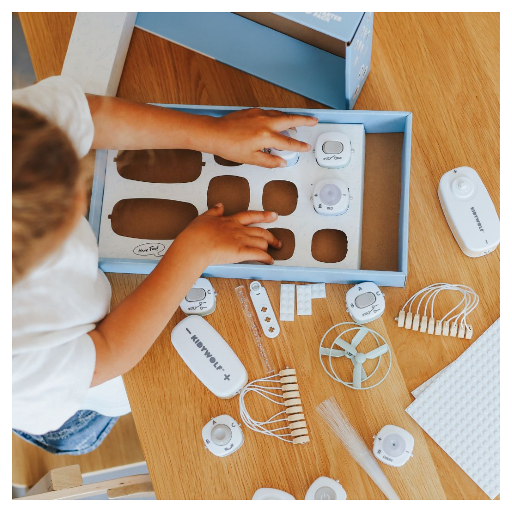 KIDYELEC Starter - Mały Elektryk Zestaw Konstrukcyjny Elektryczność - KIDYWOLF