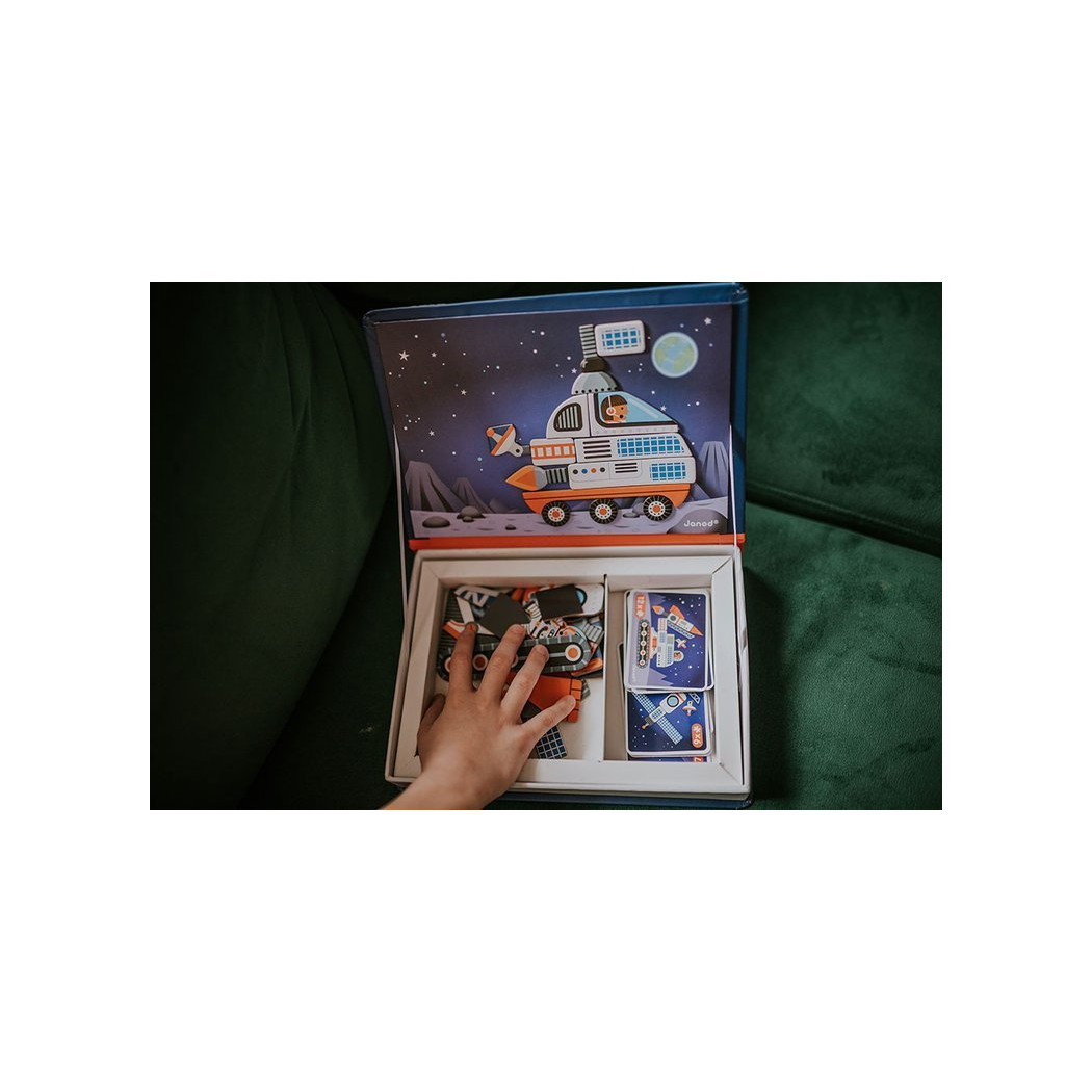 Kosmos - Magnetyczna Układanka Misja na Księżyc - 52 Magnesy - Magnetibook - Janod
