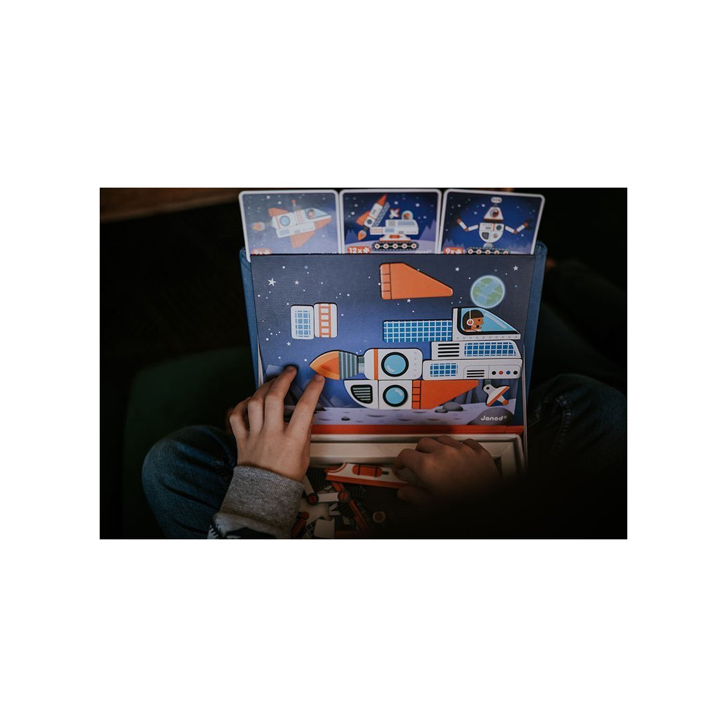 Kosmos - Magnetyczna Układanka Misja na Księżyc - 52 Magnesy - Magnetibook - Janod