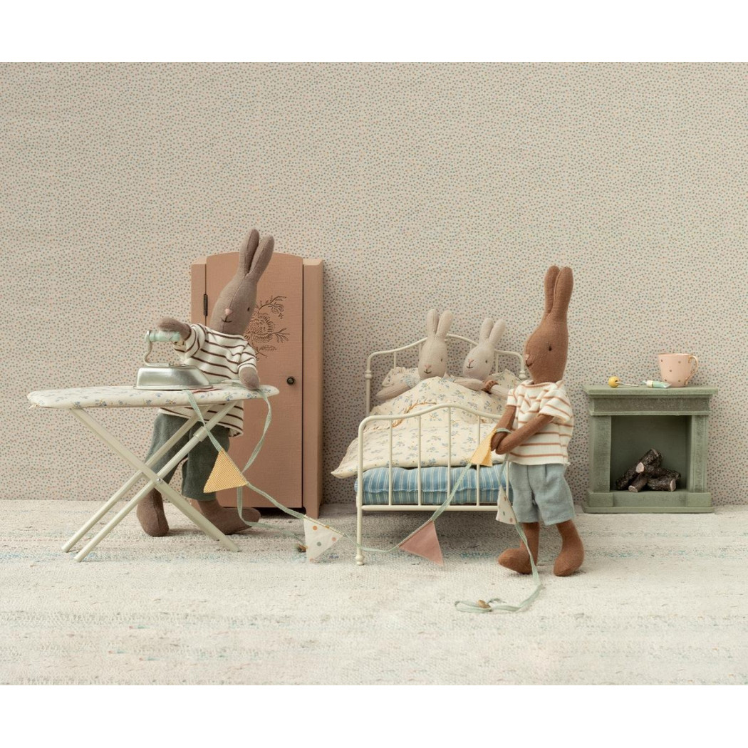 Czekoladowy Króliczek w Koszulce i Spodenkach - Rabbit size 1 - Chocolate Brown -Striped Blouse And Shorts - Maileg