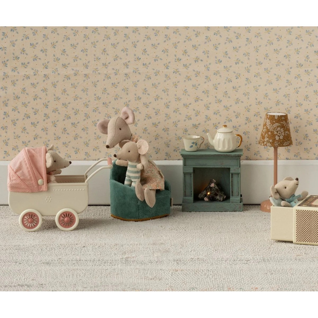 Niebieski Kominek - Fireplace Mouse Blue - Akcesoria dla Lalek - Maileg