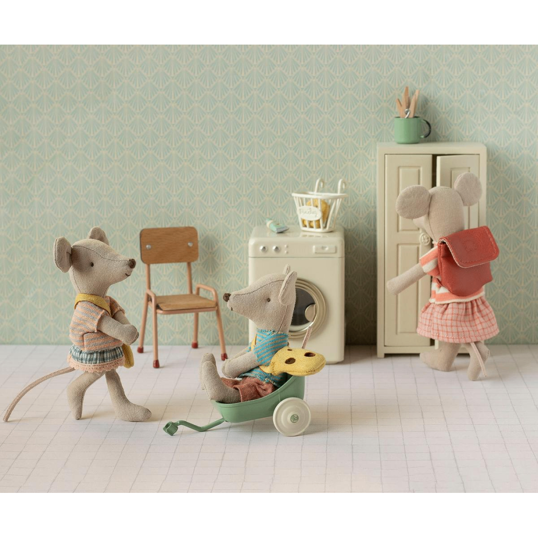 Myszka Młodsza Siostra z Torebką - Little Sister Mouse with Bag - Maileg