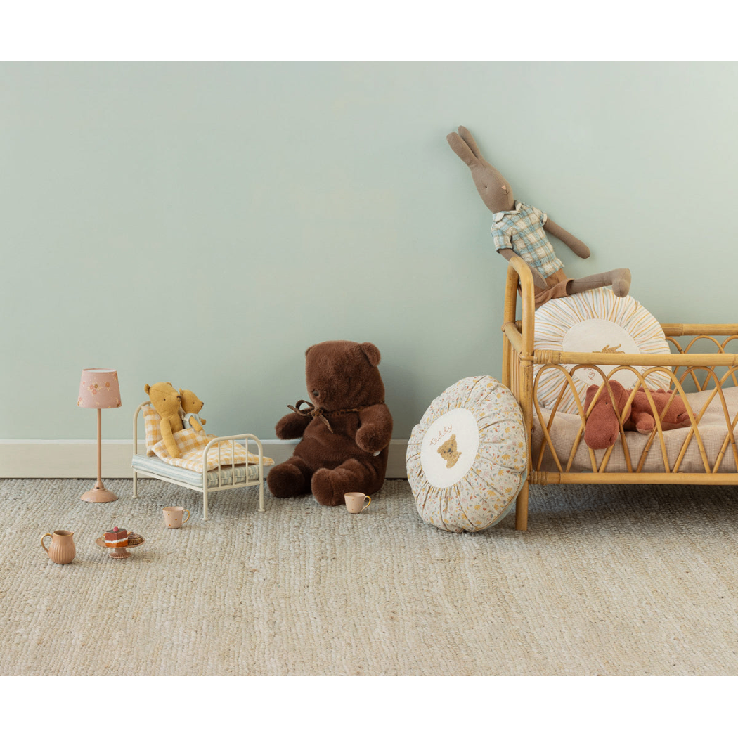 Pluszowy Miś - Delikatny Brąz - Maskotka Niedźwiedż - Medium Teddy Bear - Maileg