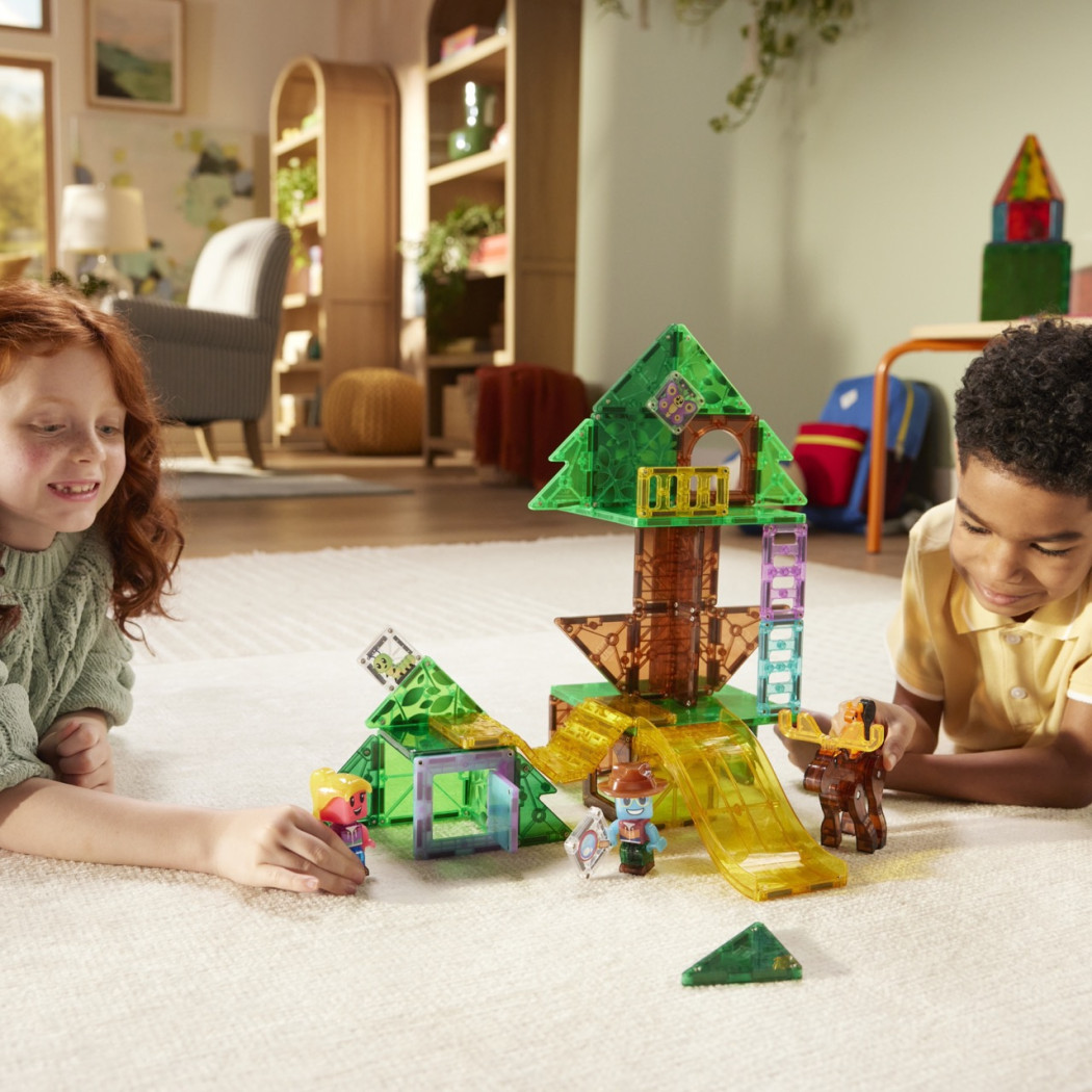 Tree Top Adventure - Domek na Drzewie - Klocki Magnetyczne 42 elementy z Figurkami - Magna-Tiles