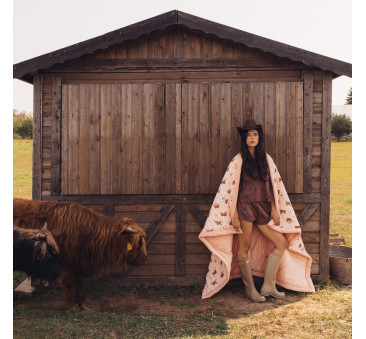 Ciepły Koc Velvet roz. L - Moo Meadow Powder Pink - 110x140 cm - La Millou