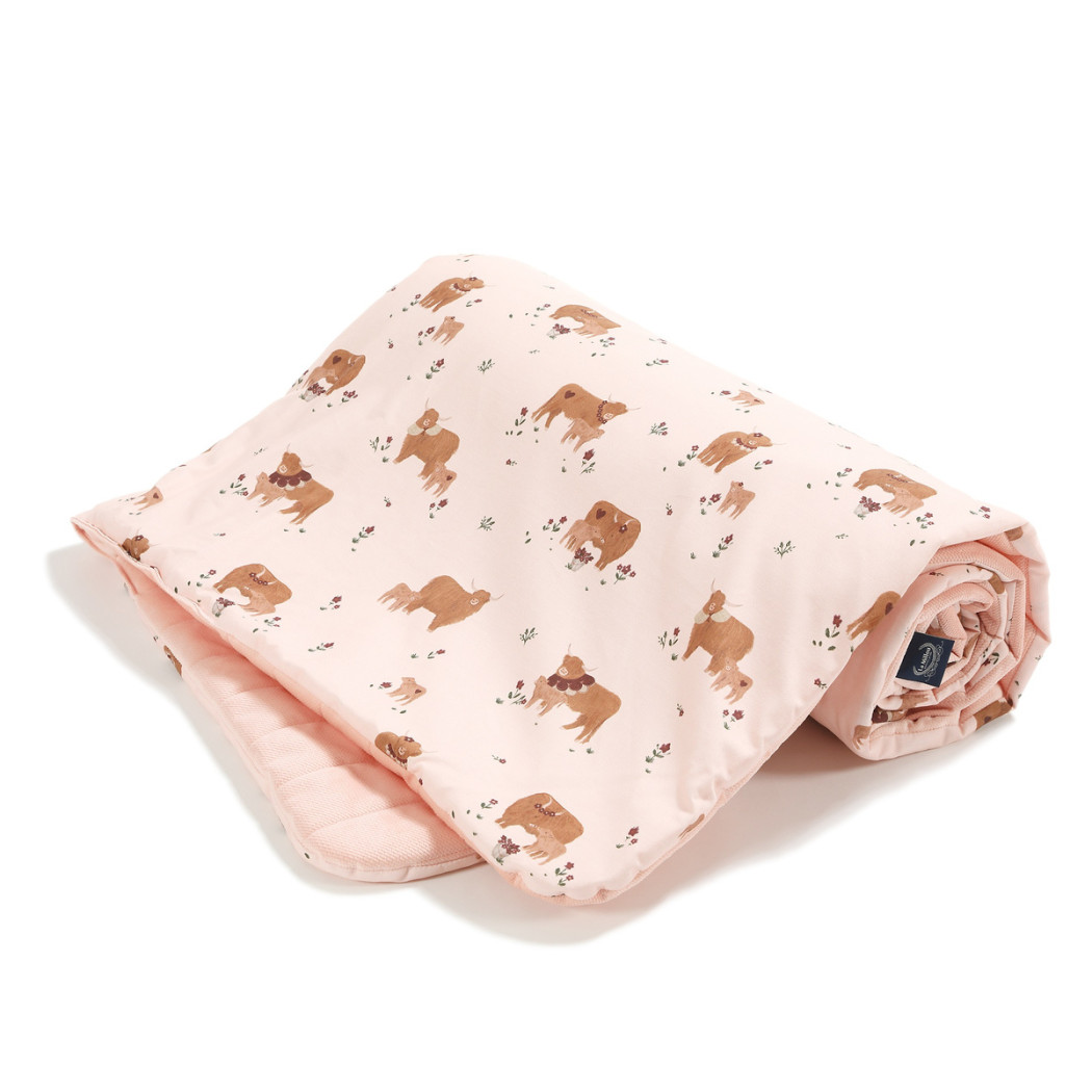 Ciepły Koc Velvet roz. L - Moo Meadow Powder Pink - 110x140 cm - La Millou