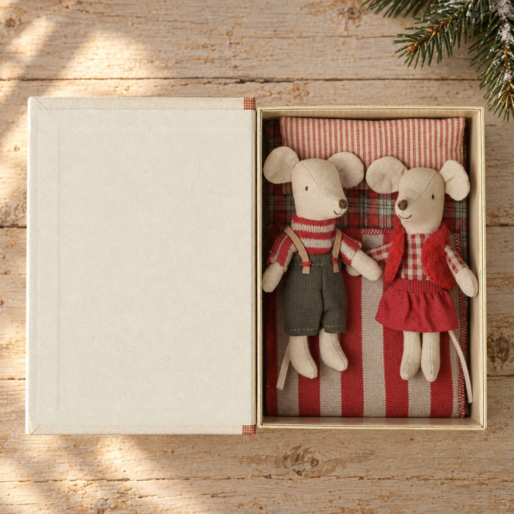 PROMOCJA Świąteczne Myszki Bliźnięta w Książeczce z Posłaniem - Młodszy Brat i Młodsza Siostra - Christmas Twin Mice - Maileg