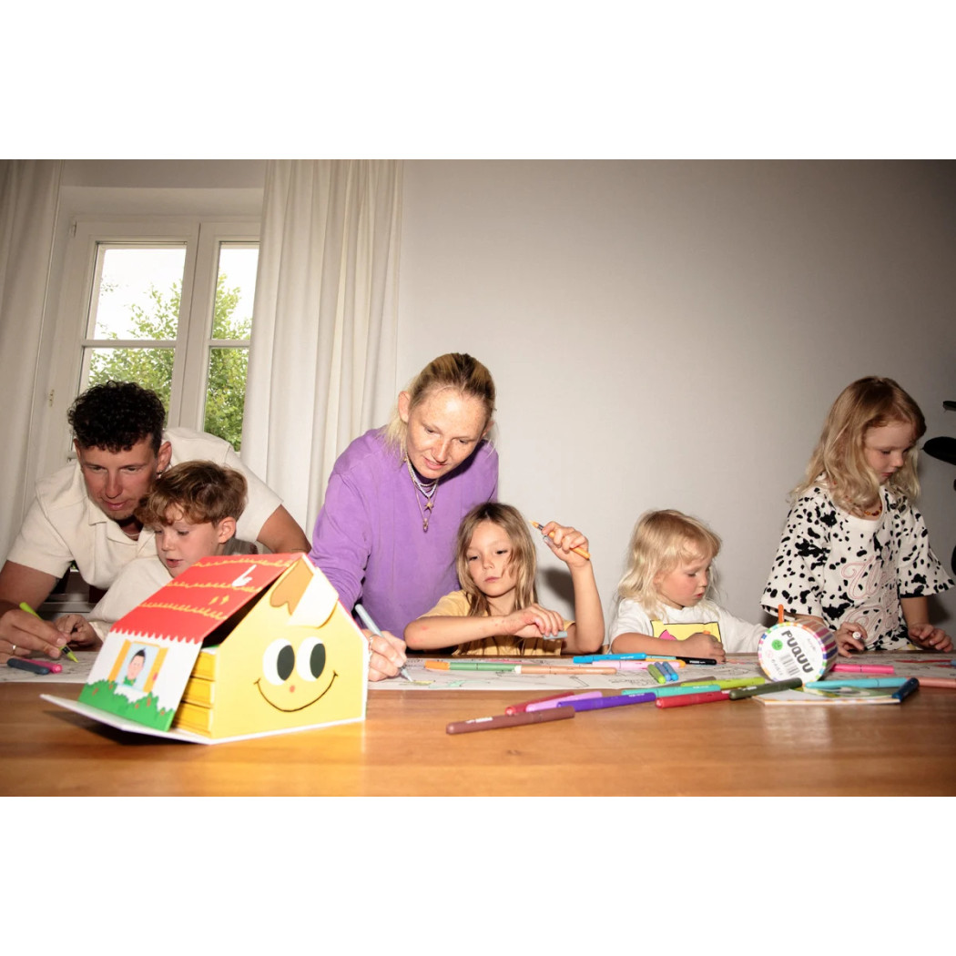 Markery Akrylowe - 39 Kolorów - Pudełko Domek z Szufladkami - z Pędzelkową Końcówką - PUQUU