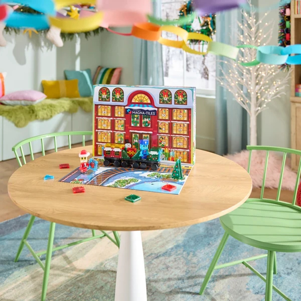 Kalendarz Adwentowy Klocki Magnetyczne Święta - 34 elementy - Magna-Tiles